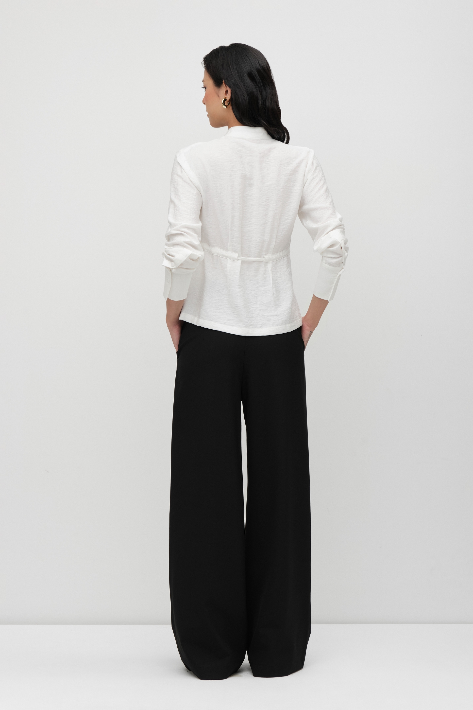 Áo Cổ Trụ Dây Rút Eo | thekat.shop | thekat.shop